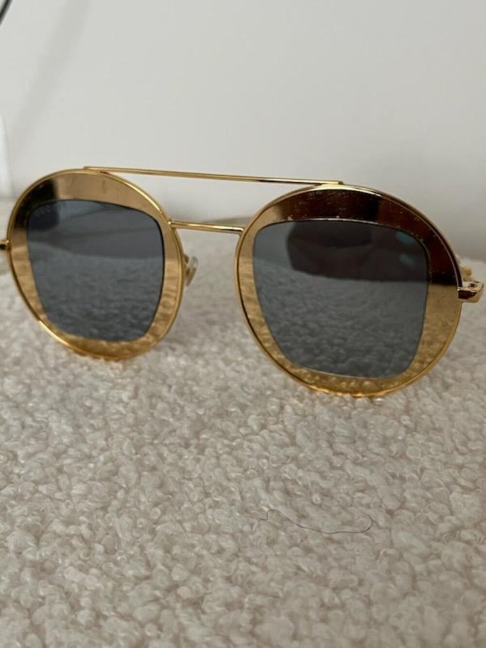 Gucci in Gold Sunglasses